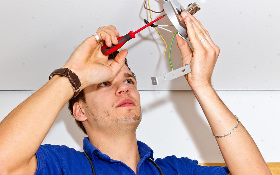  mise aux normes électriques Courbevoie